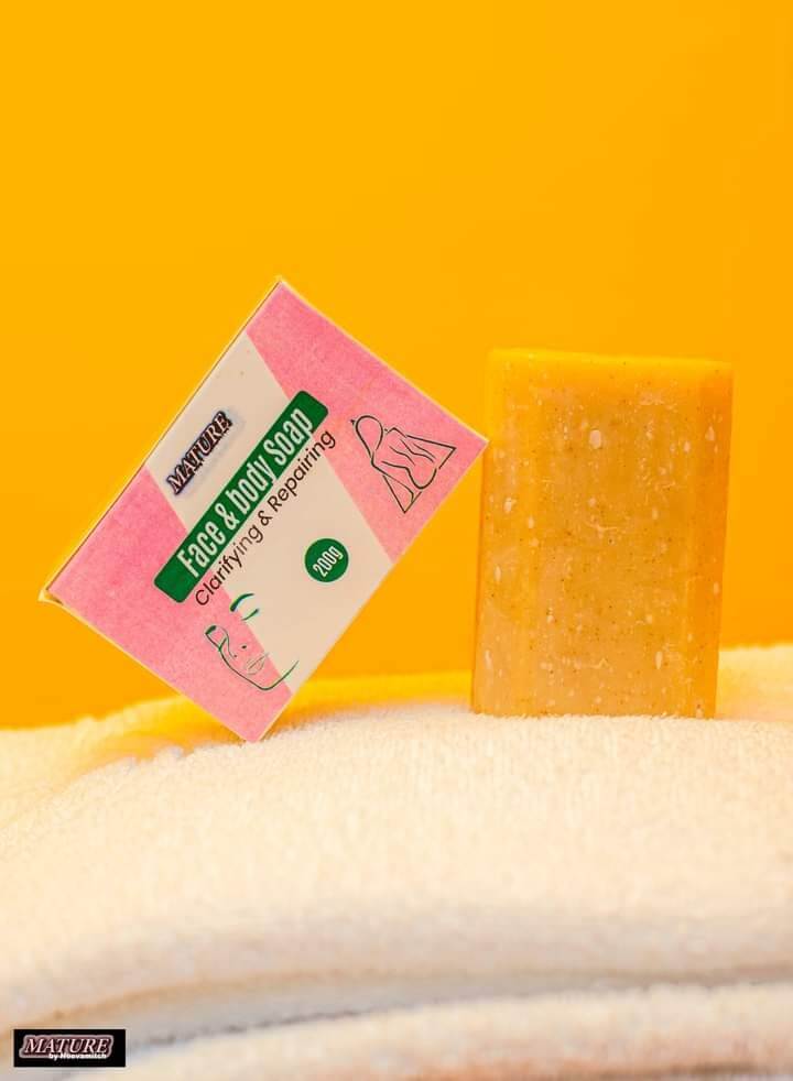 clarifying and repairing exfoliating soap against hyperpigmentation black skin care